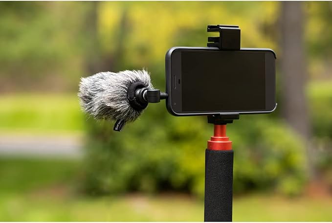 Saramonic Unidirectional Micro-Shotgun Microphone with 3.5mm TRRS Output for Smartphones, Tablets, Computers and More with a 3.5mm Headphone Port (SmartMic5S) - Image 2