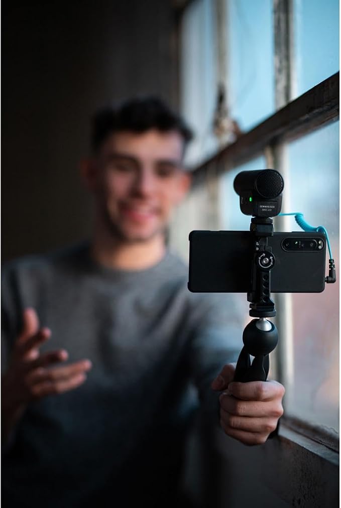 SENNHEISER Professional MKE 400 + Mobile Kit, Directional On-Camera Microphone with Smartphone Clamp & Manfrotto PIXI Mini Tripod, 509257, Auxiliary,Black | Supercardioid microphone with Manfrotto tripod and smartphone clamp for vlogging, filmmaking an... - Image 2