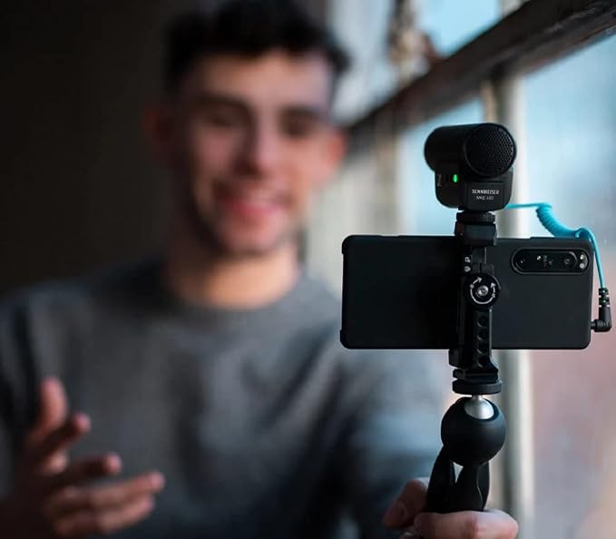SENNHEISER Professional MKE 400 Directional On-Camera Shotgun Microphone with 3.5mm TRS and TRRS Connectors for DSLR, Mirrorless & Mobile , Connects with Auxiliary - Image 9