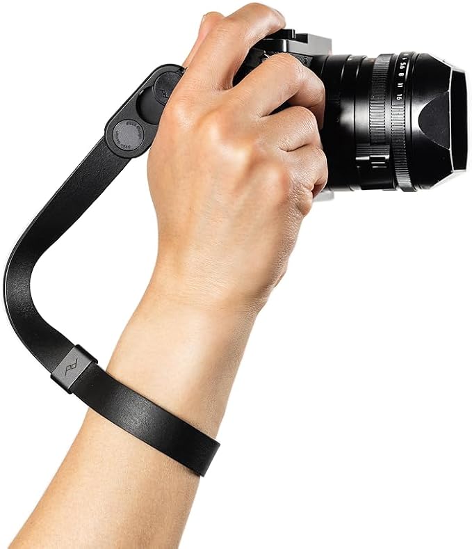 Peak Design Cuff Leather Camera Strap – Quick Release, 100 lb Capacity, for DSLR, Compact & Point-and-Shoot Cameras by PeakDesign
