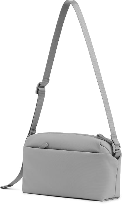Urth Dolomite 5L Crossbody Camera Sling Bag - Weatherproof + Recycled - Image 4