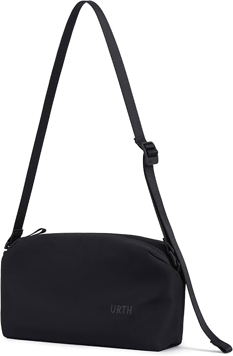 Urth Dolomite 5L Crossbody Camera Sling Bag - Weatherproof + Recycled - Image 3