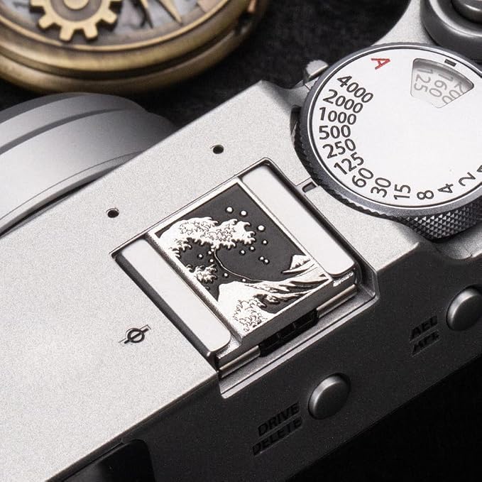 Wave Art Metal Hot Shoe Cover for Fujifilm X100VI for Nikon for Leica | Aluminum alloy wave pattern protects the hot shoe from dust and scratches For Fujifilm X100VI XT30 III For Nikon For Leica - Image 3