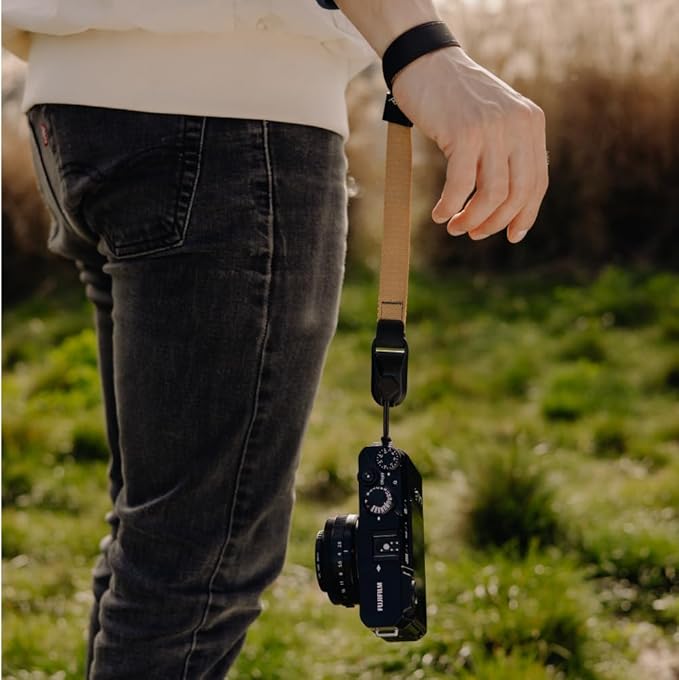 Peak Design Cuff Camera Wrist Strap, Compatible with DSLR, Compact and Point-and-Shoot Cameras, Low Profile, Quick Release - Image 7