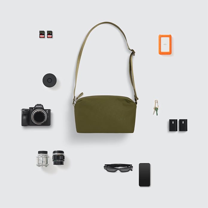 Urth Dolomite 5L Crossbody Camera Sling Bag - Weatherproof + Recycled - Image 10