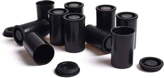 AKIRO Film Canisters with Caps 35 mm Empty Camera Reel Storage Containers Case Plastic Storage 15 Pack Black - Image 2