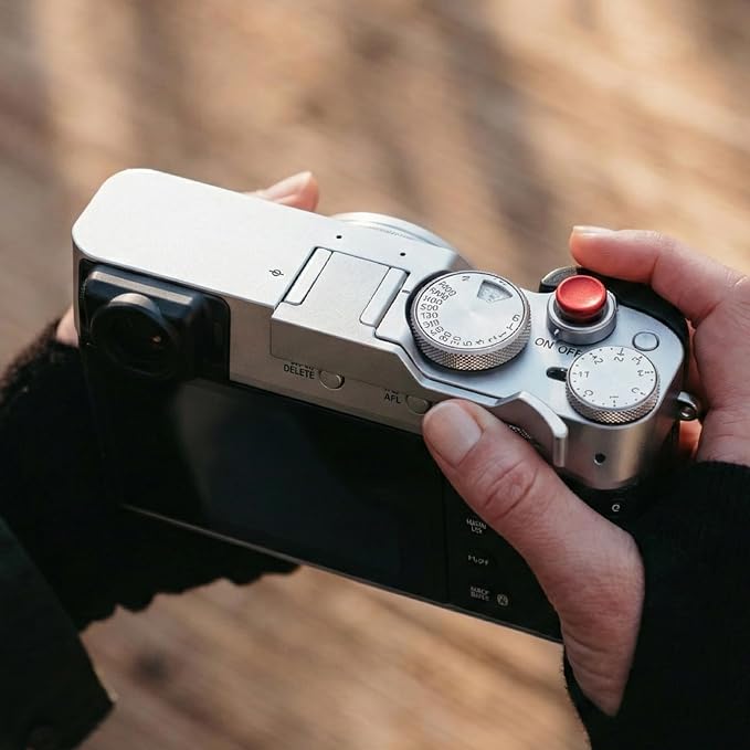 Thumb Hand Grip + Shutter Button for FUJIFILM X100VI/X100V - Silver | Aluminum thumb grip for FUJIFILM X100VI/X100V improves handling & stability, protects contacts, for street photography - Image 5
