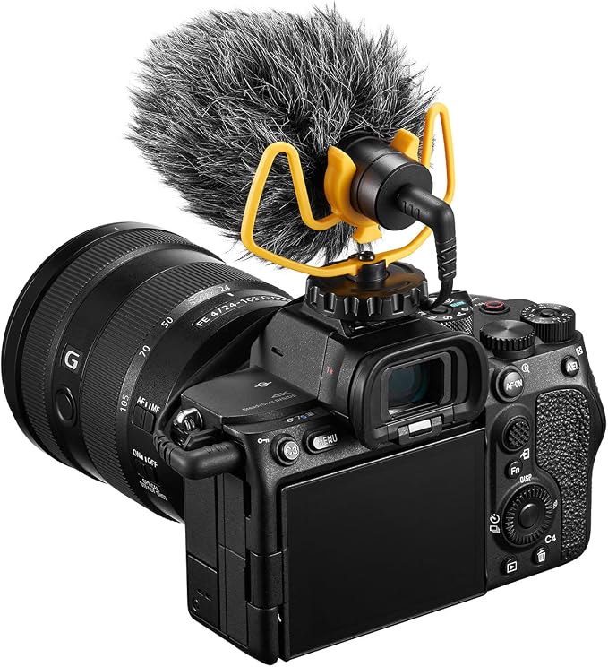 VM01 Lightweight Shotgun Mic for DSLR & Mobile Phone Vlog Recording | 37g Metal Cardioid Mic,Plug‑and‑Play,Shock Mount & Furry Windscreen,Anti‑Interference for Outdoor Vlog,Interview,Short‑Video. - Image 4