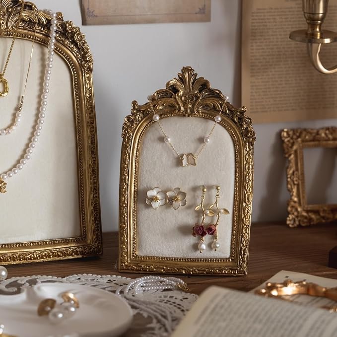 HSDDHOME 10.4"*7" gold Jewelry Display Stand Photo Frame, Resin Vintage Earring Stand, Velvet Necklace Storage Stand, Elegant Decoration for Jewelry and Collectibles-1pack - Image 8