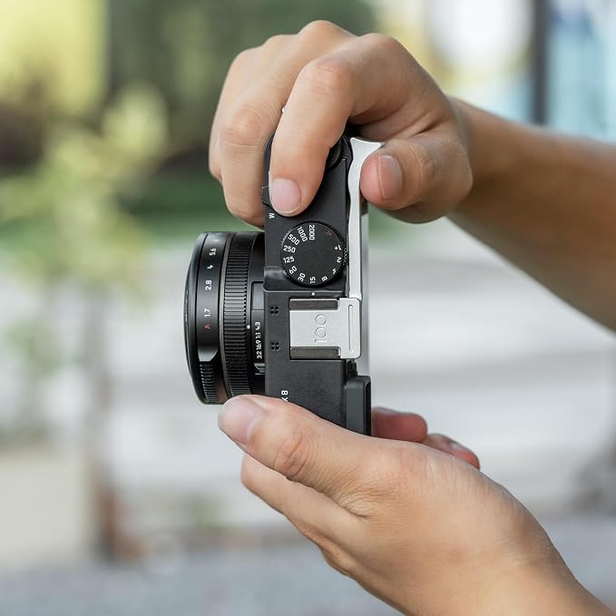 DLUX8 Thumb Grip with the Bottom of Silicone Hot Shoe Protective Pad-Silver | Aluminum Alloy DLUX8 Thumb Grip with Hot Shoe Cover Protector Thumb Rest Support Holder, Not Affect The Use of Camera Buttons - Image 5