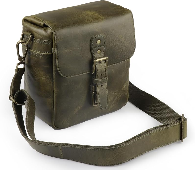 MegaGear Genuine Leather Camera Messenger Bag Mirrorless Portable electronic device cover - Image 10