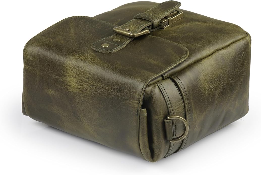 MegaGear Genuine Leather Camera Messenger Bag Mirrorless Portable electronic device cover - Image 7