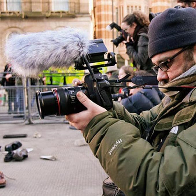 Rode Deadcat Wind Muff, Gray | Faux fur windshield with acoustic transparency for VideoMic, NTG-1 and NTG-2 - Image 2
