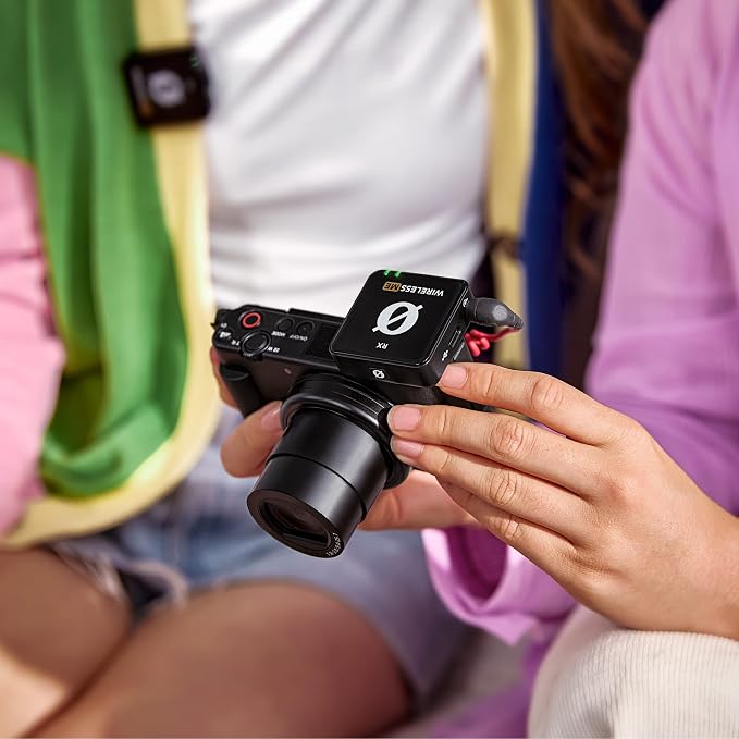 RØDE Wireless ME Ultra-compact Wireless Microphone System with Built-in Microphones, GainAssist Technology and 100m Range for Filmmaking, Interviews and Content Creation, Wireless ME | 2.4 GHz digital signal with GainAssist for cameras, computers and s... - Image 3