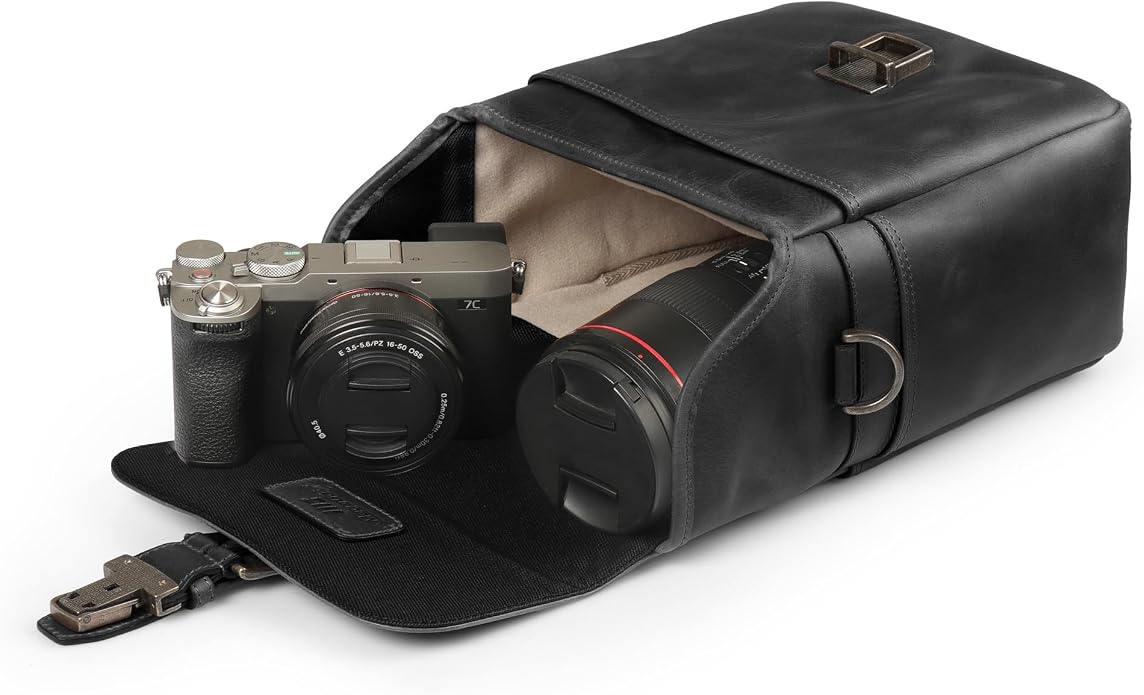 MegaGear Genuine Leather Camera Messenger Bag Mirrorless Portable electronic device cover - Image 8
