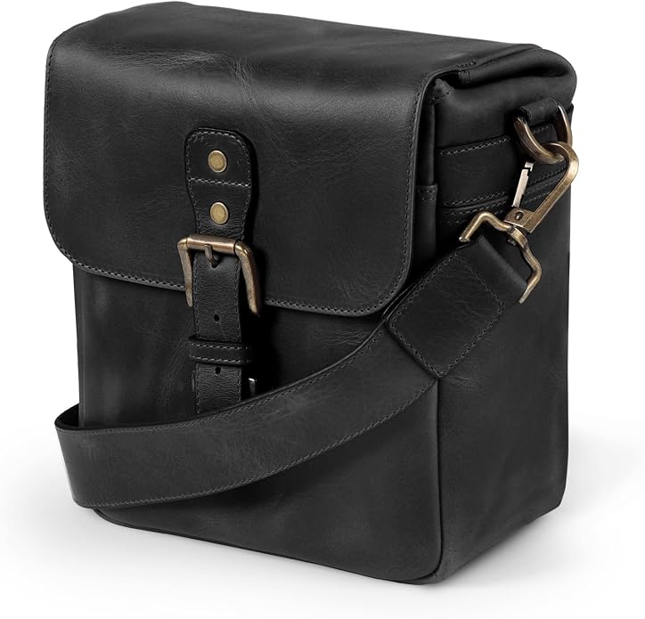 MegaGear Genuine Leather Camera Messenger Bag Mirrorless Portable electronic device cover by MegaGear