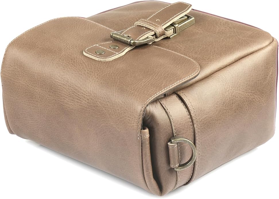 MegaGear Genuine Leather Camera Messenger Bag Mirrorless Portable electronic device cover - Image 6