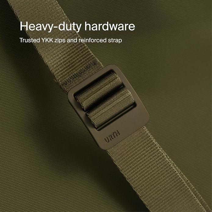 Urth Dolomite 5L Crossbody Camera Sling Bag - Weatherproof + Recycled - Image 9