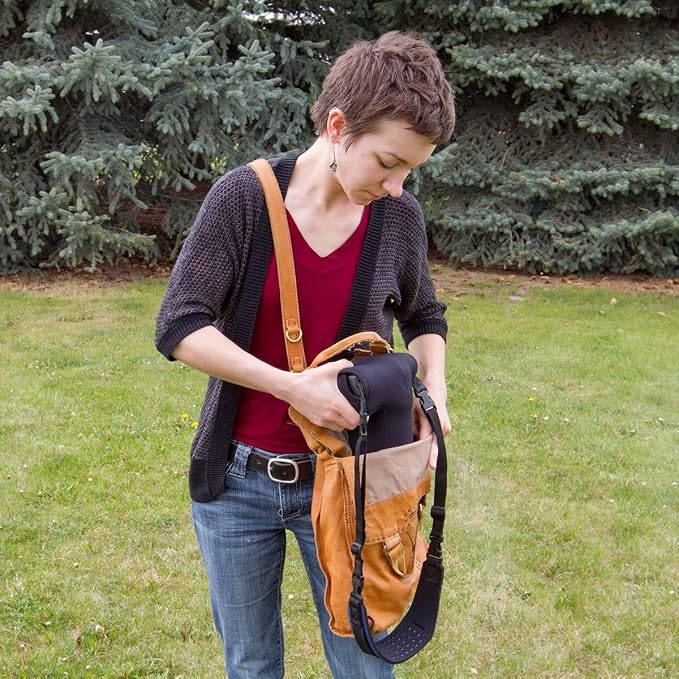 OP/TECH USA Soft Pouch – Compact digital camera case, lightweight accessories pouch, sleek neoprene sleeve for DSLR, perfect for backpacks & travel – durable protection in style D-Zoom| Black - Image 7