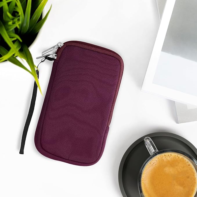 kwmobile Universal Phone Pouch Size L - 6.5" - Neoprene Smartphone Pouch with Zip - Water-Repellent Mobile Phone Case - Sleeve in Berry - Image 2