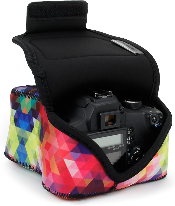 USA Gear Camera Sleeve (Medium) for Compact SLRs Compatible with Canon EOS R100 Nikon Z30 Sony ZV-E10, and more - Padded Neoprene DSLR Case with Zipper Accessory Pocket & Belt Loop (Geometric) by USAGEAR
