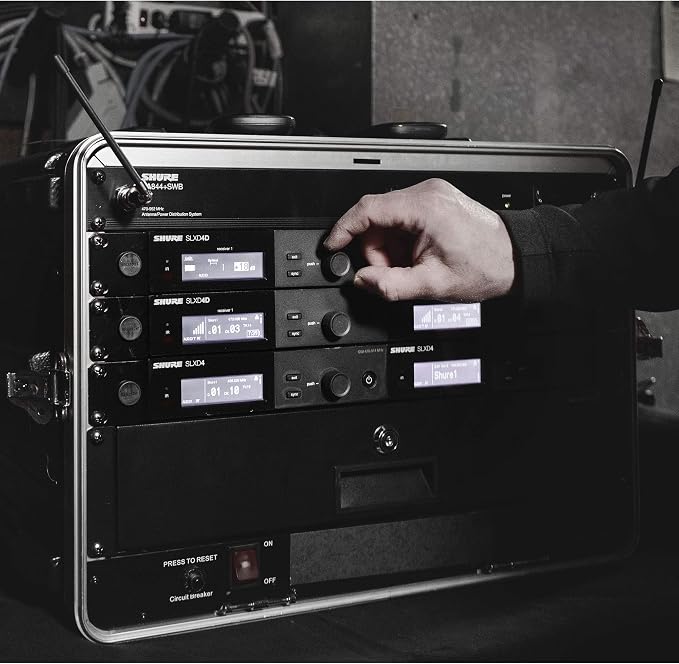 Shure SLXD124/85 Combo Wireless Handheld and Lavalier Microphone System - G58 Band - Image 9