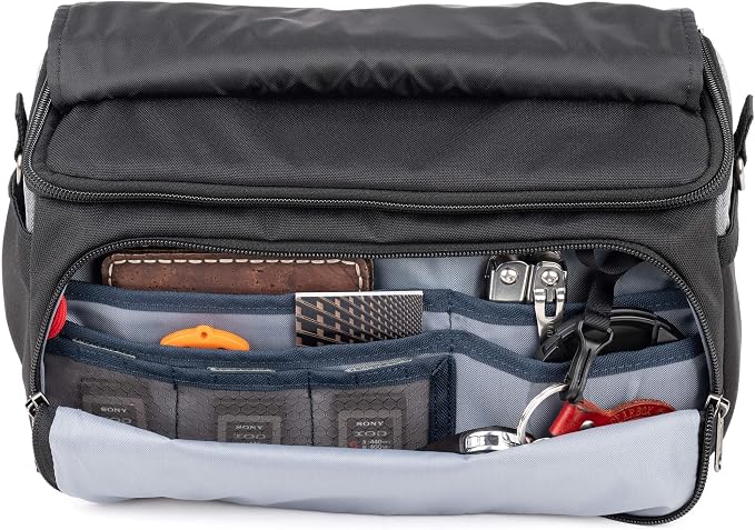 Think Tank Mirrorless Mover 25 Camera Bag (Campfire Orange) - Large - Image 6