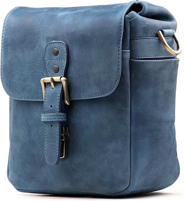 MegaGear Genuine Leather Camera Messenger Bag Mirrorless Portable electronic device cover - Image 8