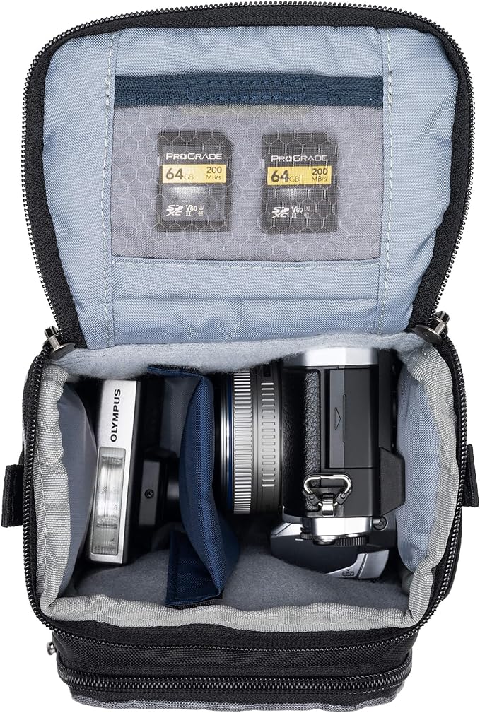 Think Tank Mirrorless Mover 10 Camera Bag (Marine Blue) Medium - Image 4
