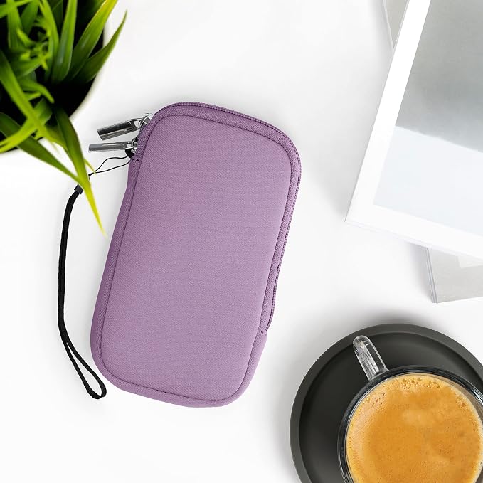 kwmobile Universal Phone Pouch Size L - 6.5" - Neoprene Smartphone Pouch with Zip - Water-Repellent Mobile Phone Case - Sleeve in Lavender - Image 2