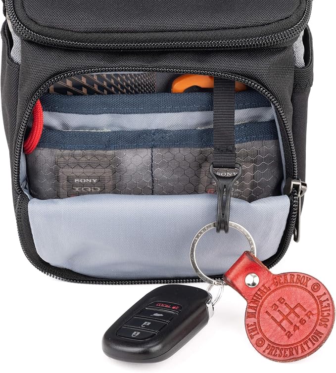 Think Tank Mirrorless Mover 10 Camera Bag (Coast Green) Medium - Image 6