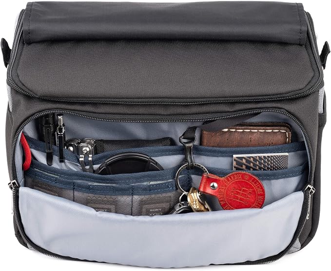 Think Tank Mirrorless Mover 30 Camera Bag (Coast Green) X-Large - Image 6